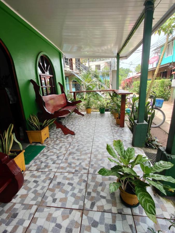 Tortuguero Casa De Playa Green House Apartman Kültér fotó