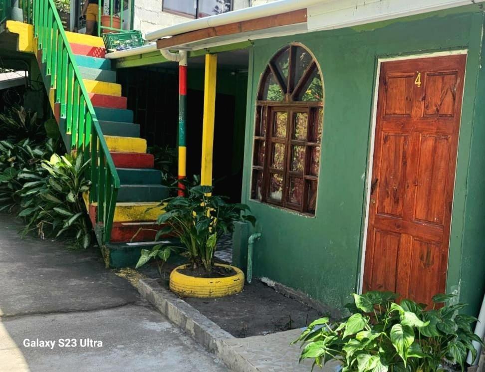 Tortuguero Casa De Playa Green House Apartman Kültér fotó