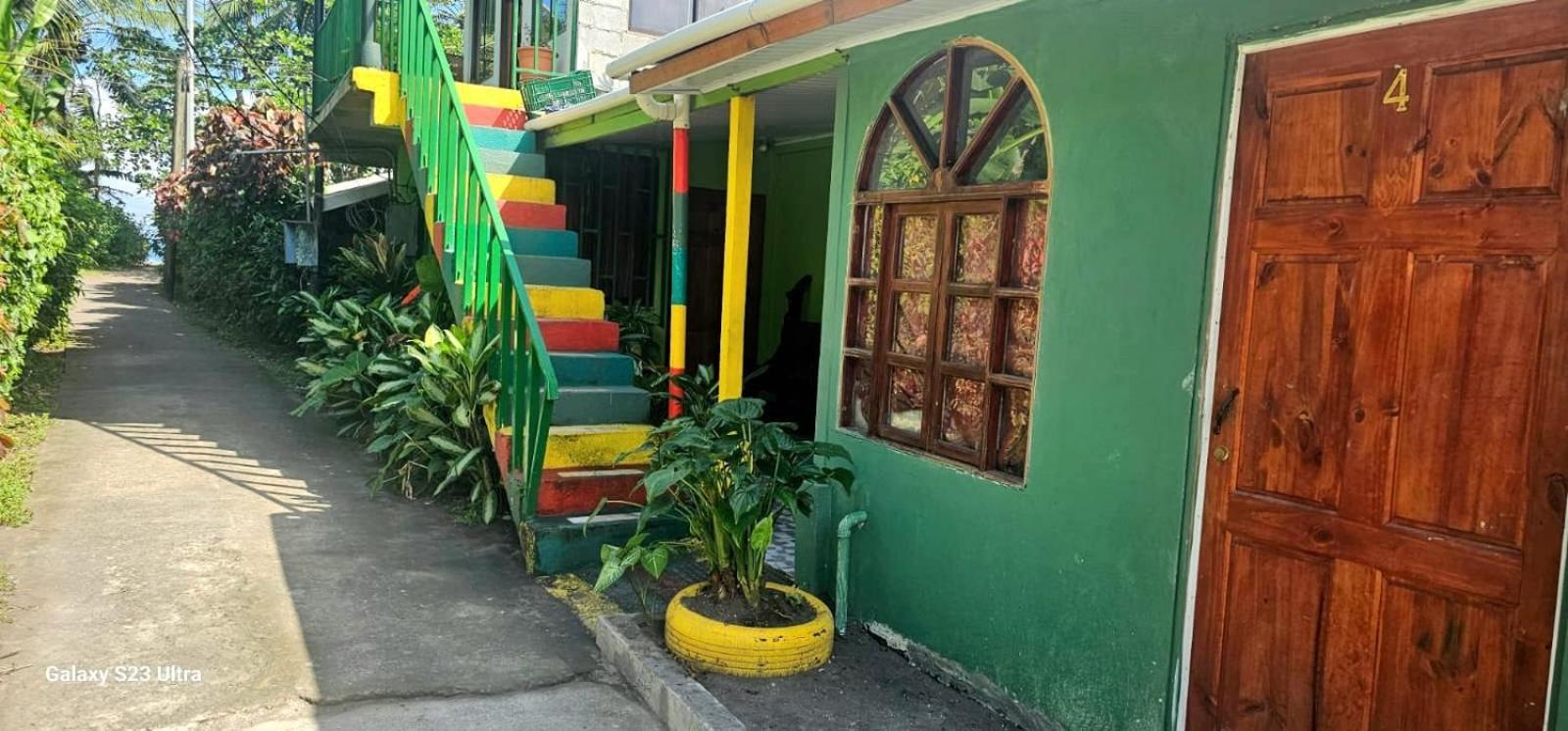 Tortuguero Casa De Playa Green House Apartman Kültér fotó
